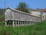 horreo piu- grande de galizia.JPG
