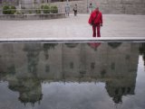 10 Santander, riflesso della cattedrale.JPG