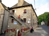 Gitè d'etape communal Saint Chèly d'Aubrac.jpg